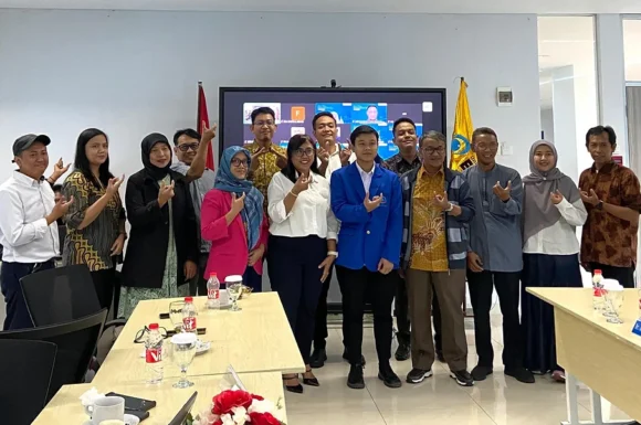 Universitas Esa Unggul Sambut Mahasiswa Baru PJJ Teknik Informatika 2024/2025